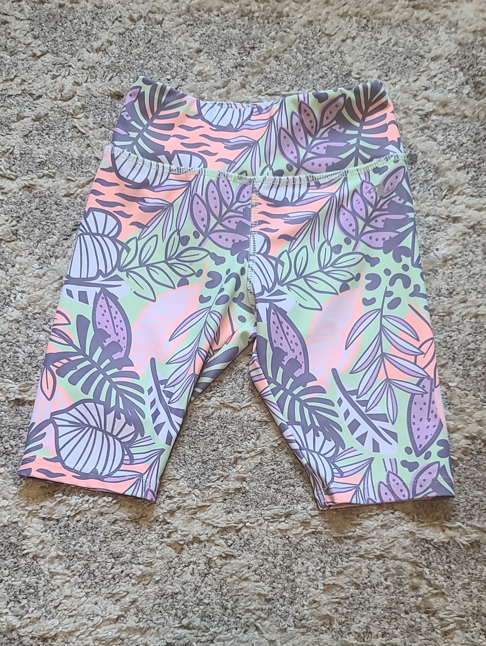 10 for $25 - Athletic Works Girls 6 Spandex Biker Shorts - Leaf Pattern